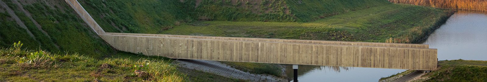 Damsteegt waterwerken -  Voetgangersbrug hout - Header